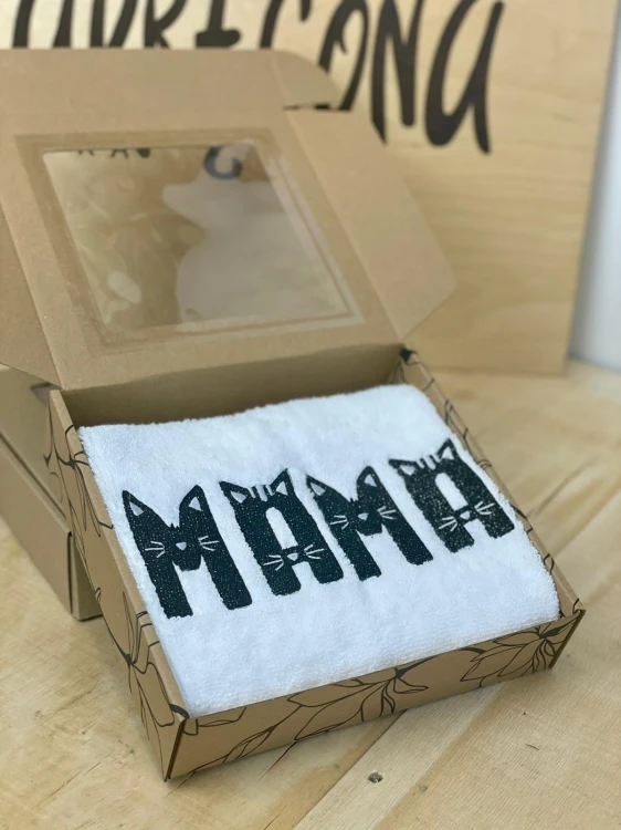 kocia mama 1.jpeg